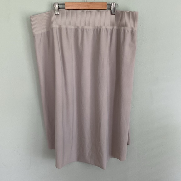 Athleta beige cosmic skirt with elastic waistband and zipper pockets size XL - Picture 5 of 7